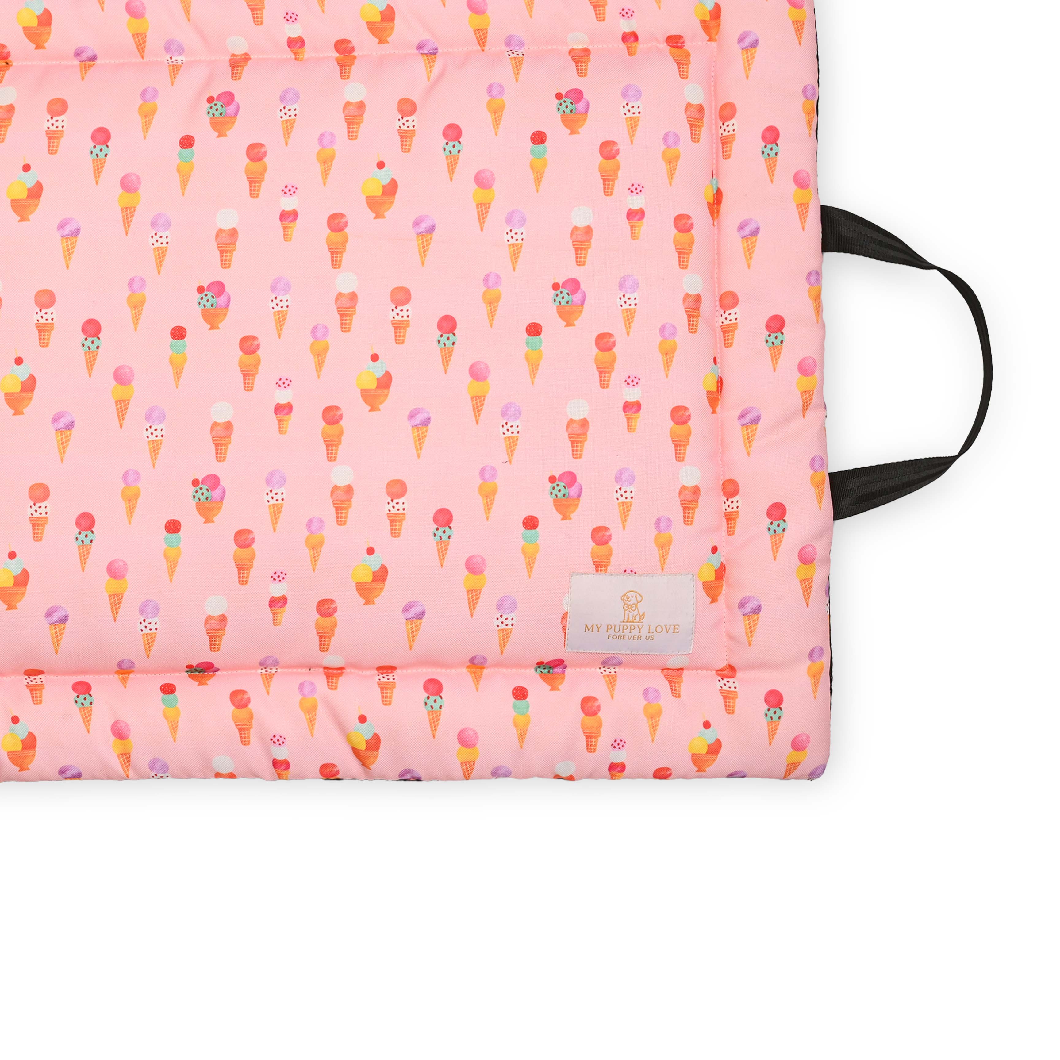 Scoops & Smiles Comfort Mat
